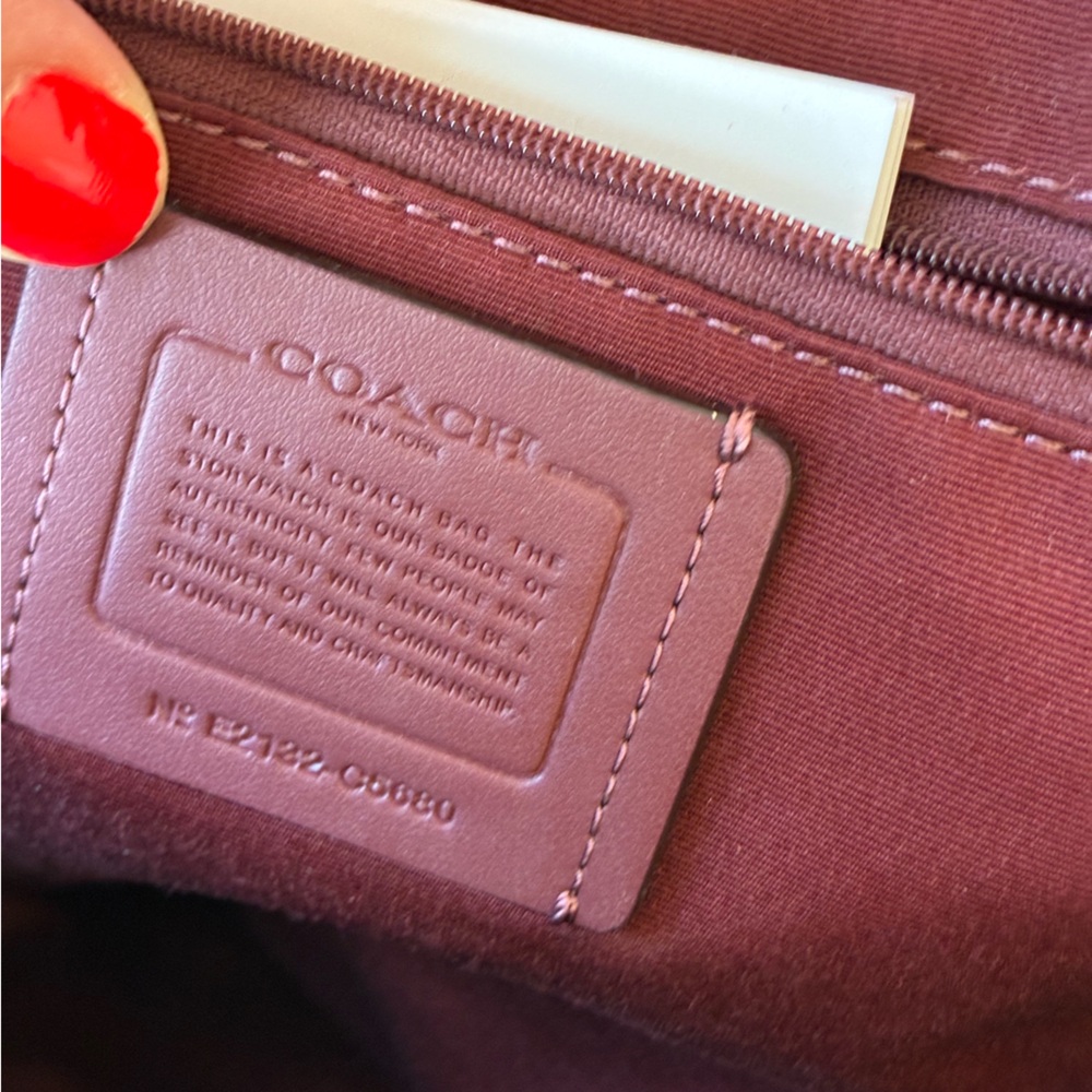Coach Kenley Backpack Fushia - Picture 4 of 7